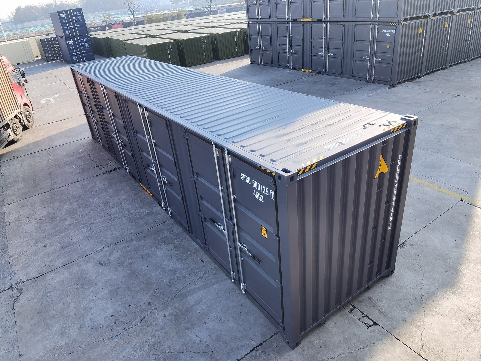 40' High Cube Open Side